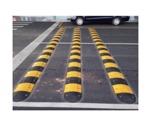 Gờ Giảm Tốc Cao Su